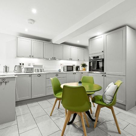 Bell Cottage By Ludlow Castle With Onsite Parking ภายนอก รูปภาพ