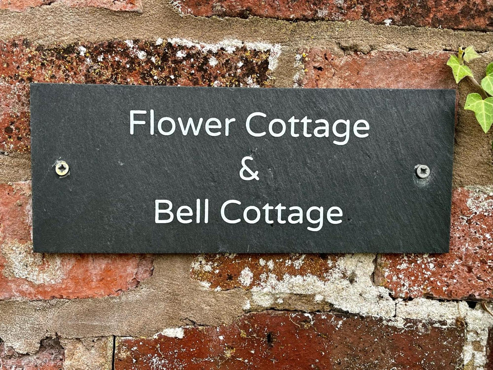 Bell Cottage By Ludlow Castle With Onsite Parking ภายนอก รูปภาพ